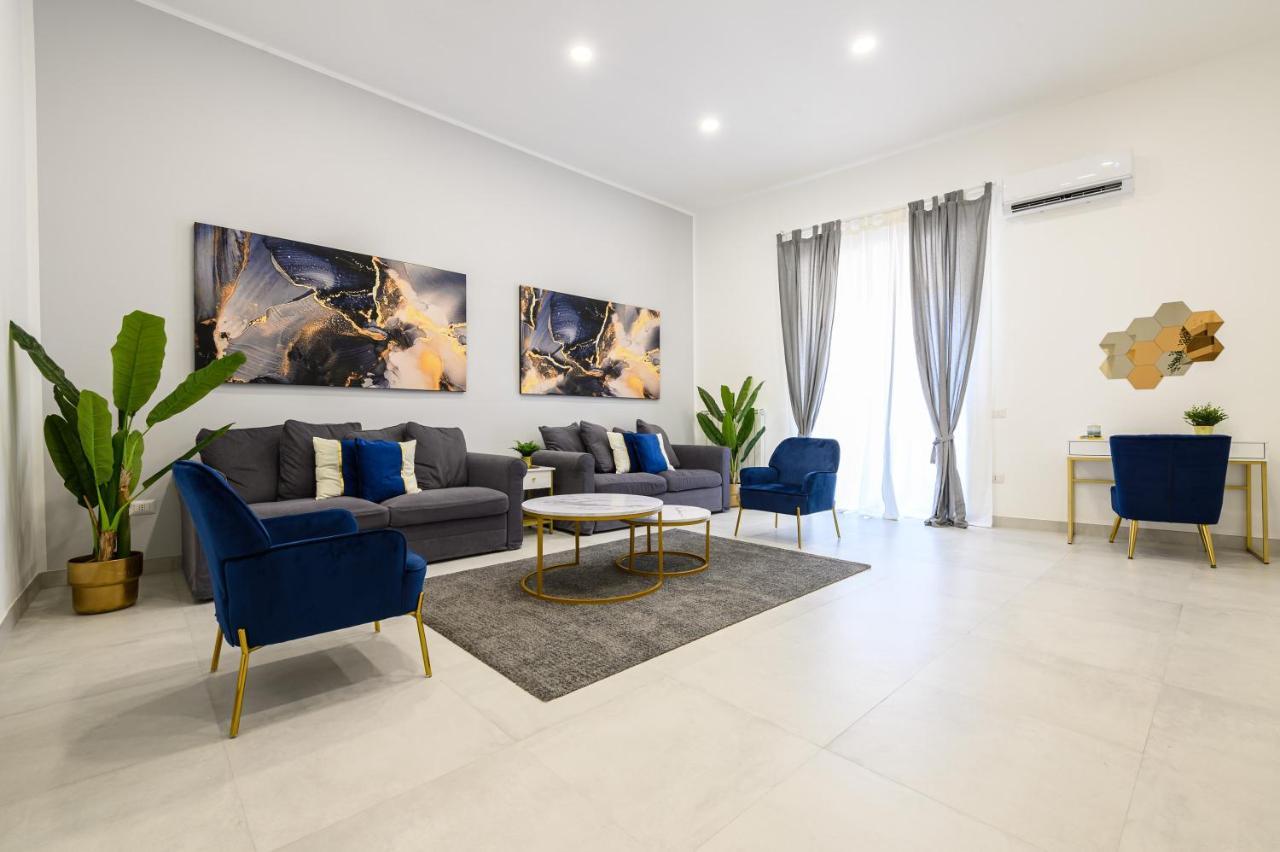 Magical Botanic-Charming Apartment Наполи Екстериор снимка