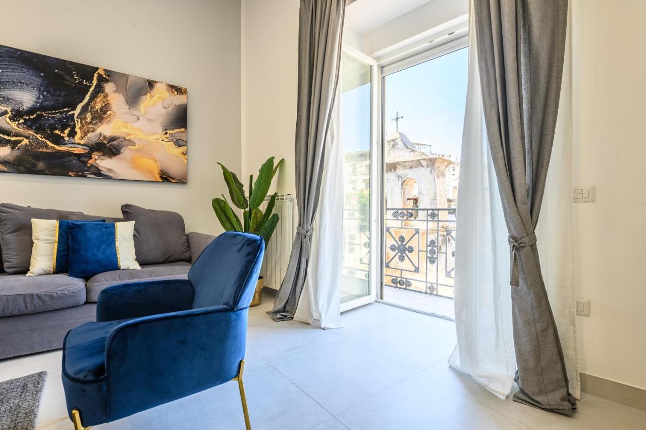 Magical Botanic-Charming Apartment Наполи Екстериор снимка